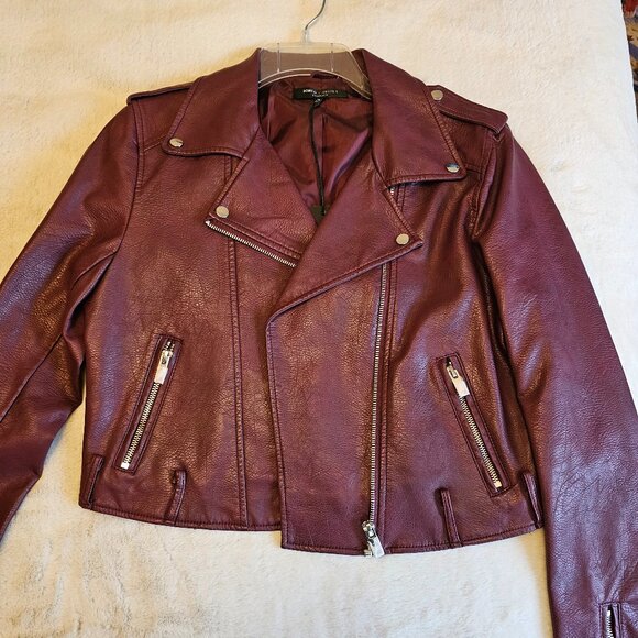 Red leather jacket - Picture 10 of 10